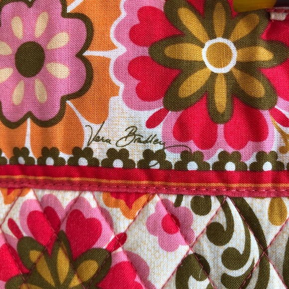 Vera Bradley Tote - Picture 6 of 8